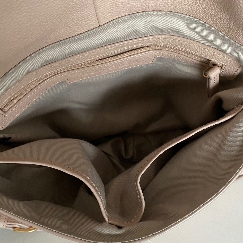 NORDSTROM Pebble Leather Double Entry CrossBody Bag Blush EUC - Picture 7 of 10